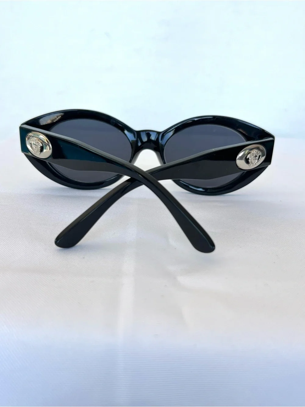 VERSACE MOD 480/A N52 Bold Black Frame Oval Lenses Silver Metal Logo Sunglasses